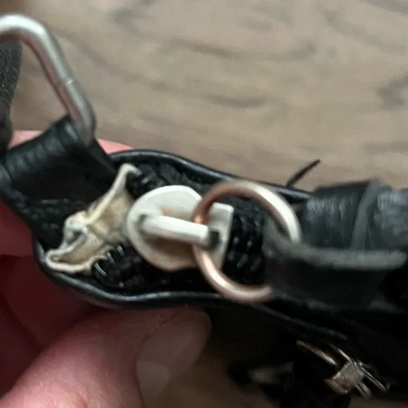 FIORELLI- Black Crossbody Purse| Adjustable Strap | Zip Pockets - Picture 8 of 14